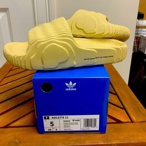 Adidas Adilette 22 Slides - Men’s Size 5
